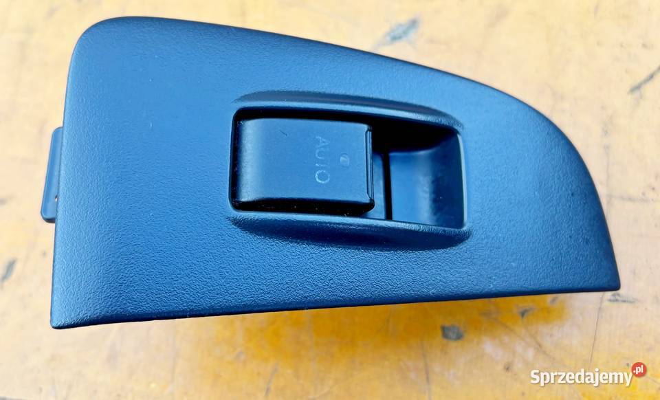PANEL SZYBY PRAWY PRZÓD TOYOTA AVENSIS T25 Radom