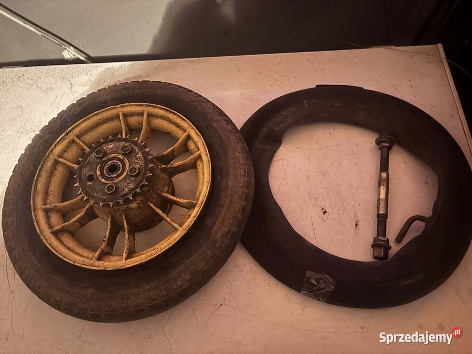 Felga tyl z opona motorynka aluminiowe Chorzele sprzedam