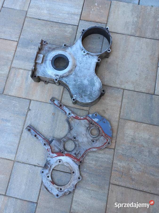 Obudowa rozrządu Ursus C325 C328 łódzkie Opoczno sprzedam