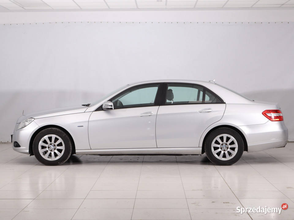 Mercedes E E 200 Piaseczno