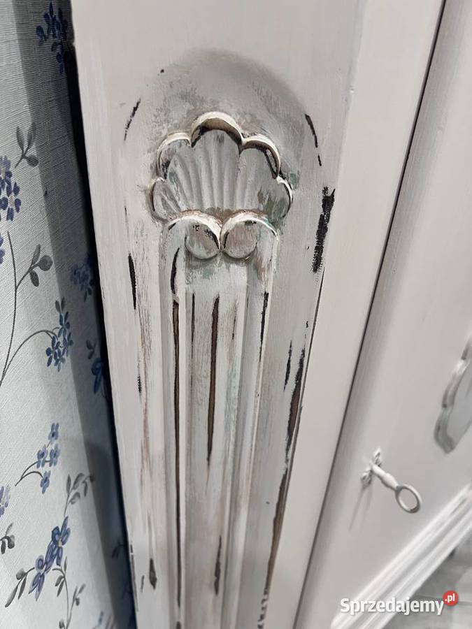 Witryna narożna drewniana shabby Żary