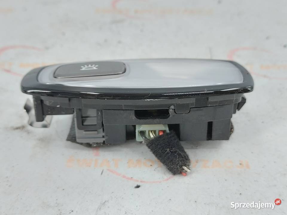 HYUNDAI i40 BLUE 13r lampka podsufitki Oświetlenie kabiny Kielce