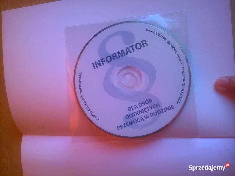 Książka przemoc w rodzinie i płyta Rok wydania 2015 Stalowa Wola