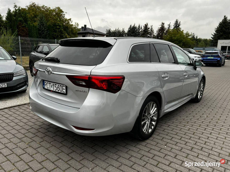 Toyota Avensis 18i 147 Automat Zarejestrowany VAT marża