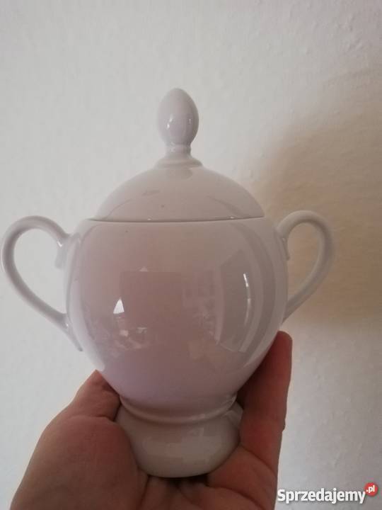 Cukiernica dostojna biała porcelana