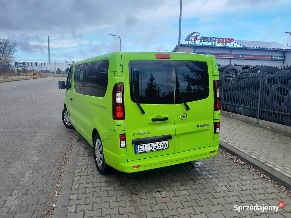 Opel Vivaro 9 osób 16 biturbo nie trafic scudo Ozorków