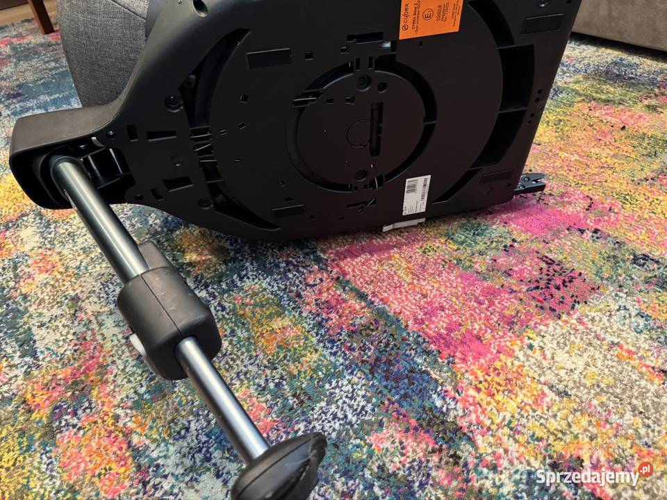 Fotelik Cybex Cloud Z i Size z podstawką sprzedam