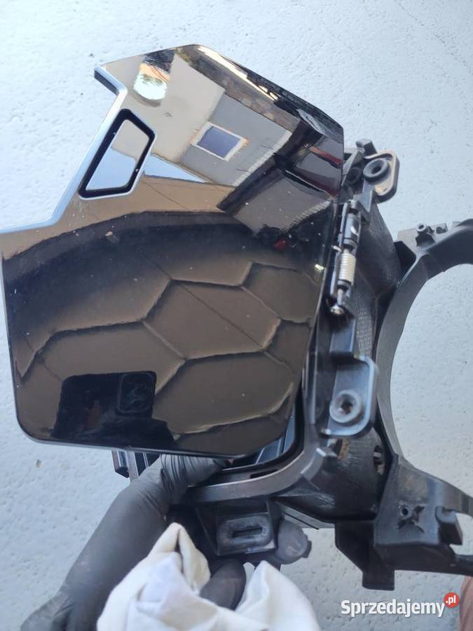 HONDA GOLD WING GL1800 SC79B 1823 OEM SCHOWEK Pozostałe sprzedam