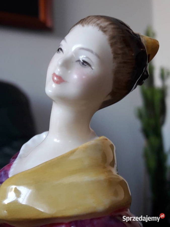 Porcelanowa figurka Royal Doulton 1963 r sprzedam