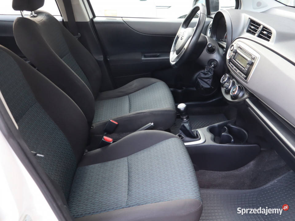 Toyota Yaris 10 VVTi 4/5 Katowice