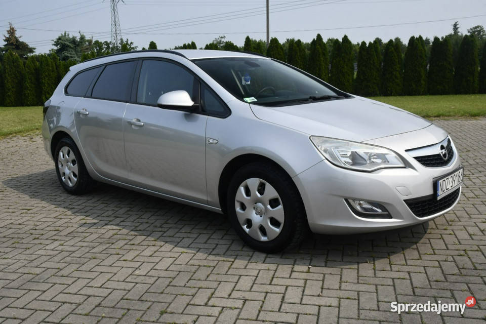 Opel Astra 17CDTI Klimatronic 2 Astra Kutno