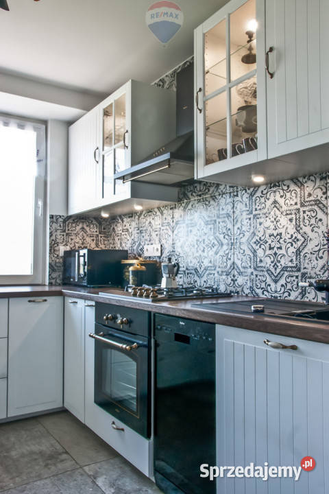 Widzew 2 pokoje z balkonem remoncie piwnica Sprzedaż łódzkie Łódź