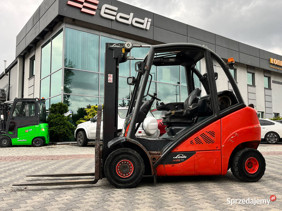 Wózek widłowy Linde H25T02 25 t LPG triplex 471 sprzedam