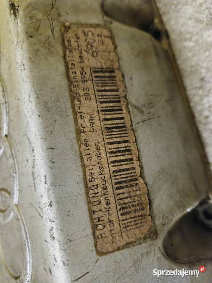 Pokrywy zaworów Audi 28 v6 aah Legnica