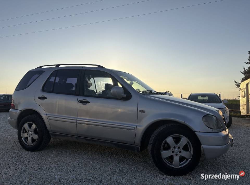 Mercedes ML 32 218 LPG HAK Pińczów sprzedam