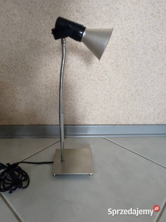 design lampka biurkowa elegancka chromowana led Kielce