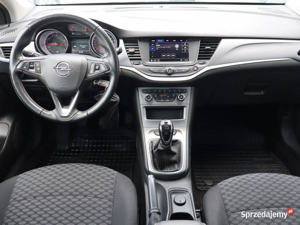Opel Astra 12 Turbo
