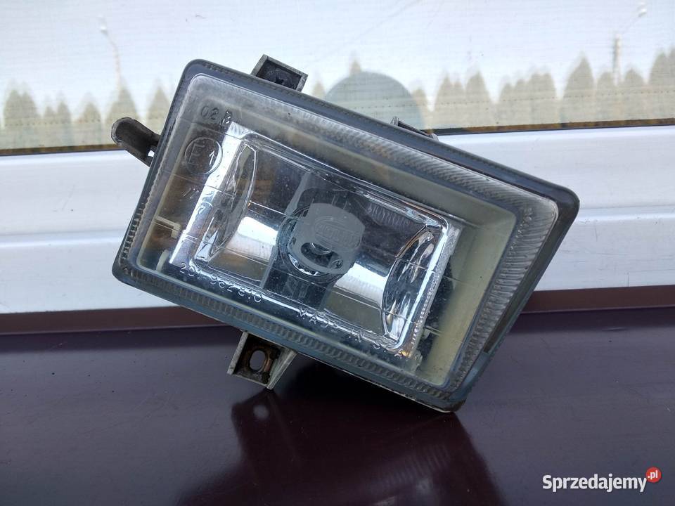 VW Polo III 3 6N halogen prawy lampa Sieradz