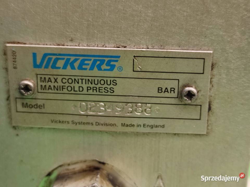 Blok hydrauliczny zmiany ustawienia kół VICKERS