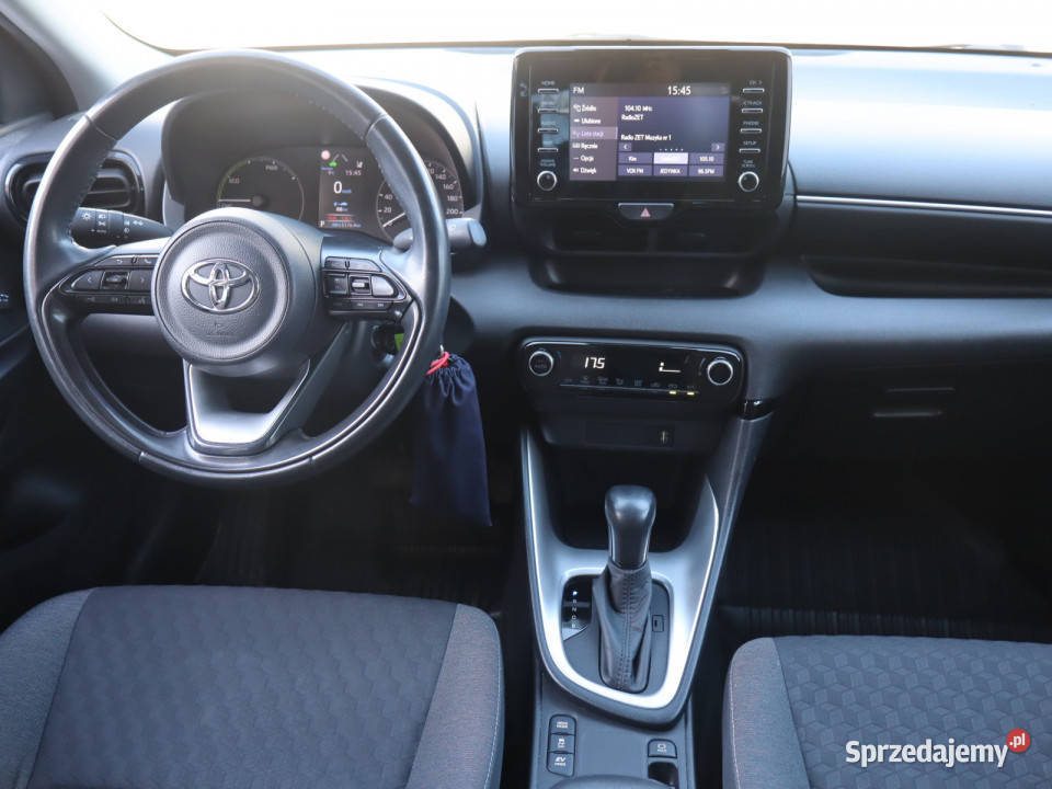 Toyota Yaris 15 Hybrid klimatyzacja Katowice sprzedam