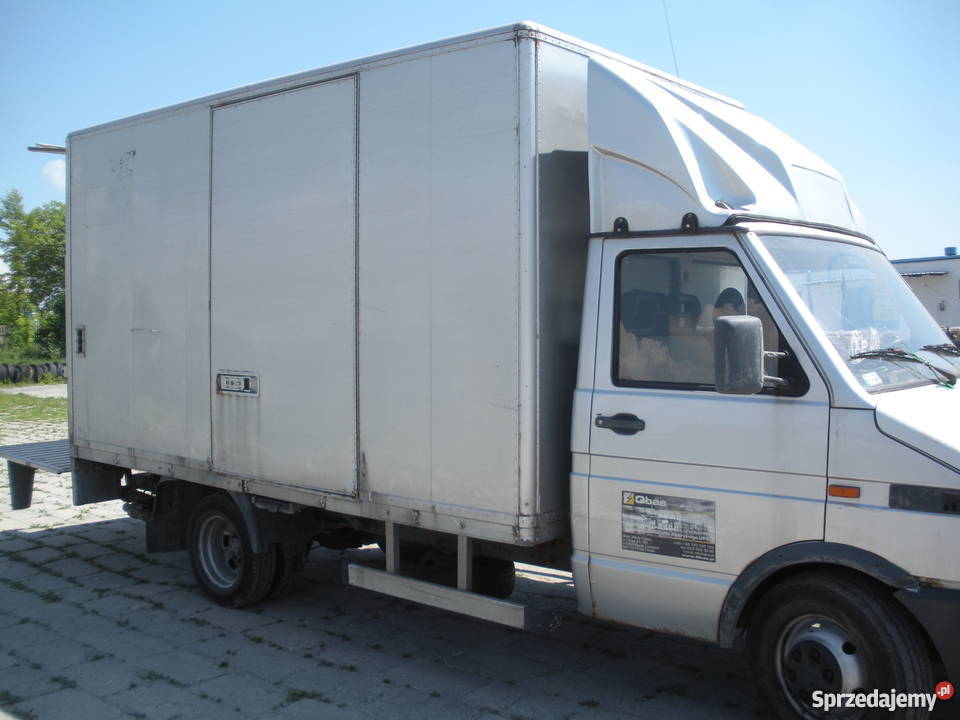 Iveco Daily 3510 kontener z windą Opole Lubelskie