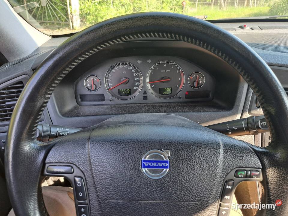 Volvo V70 24 benzyna 170 Manual