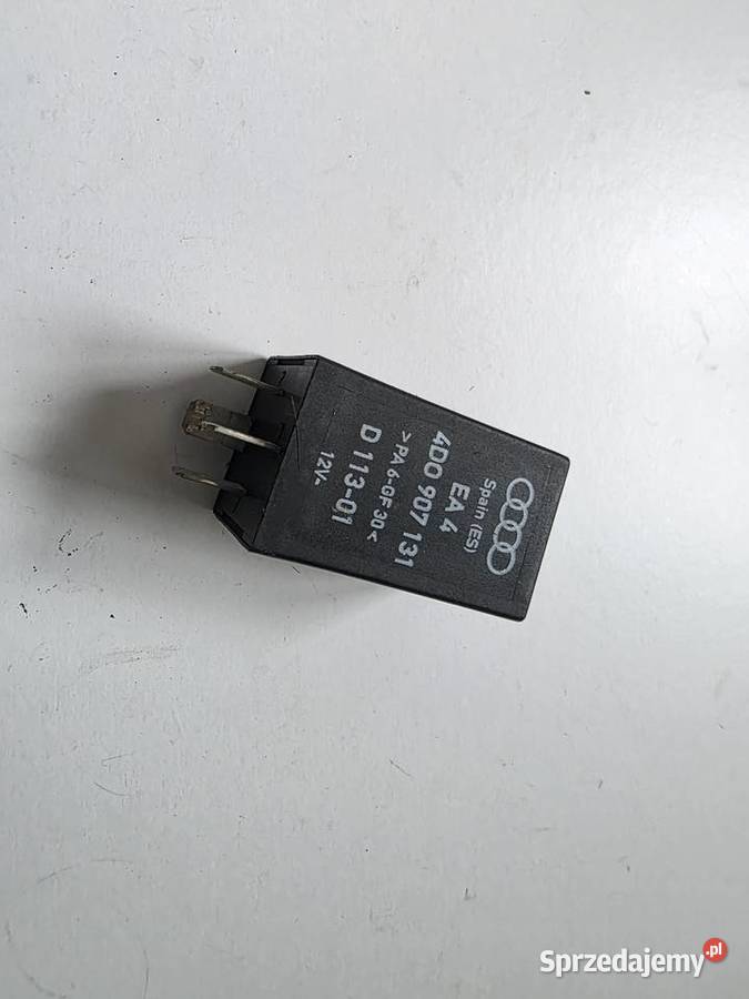 Przekaźnik oświetlenia Audi A8D2 4D0907131 osobowe