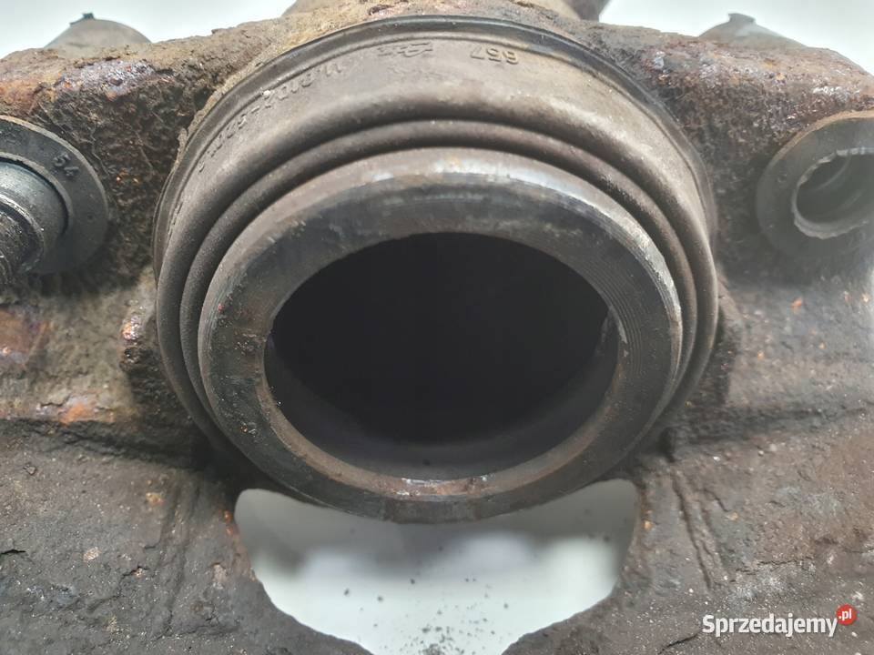 Renault Scenic III PRAWY PRZEDNI ZACISK Zaciski i jarzma Rudka sprzedam