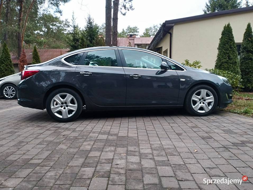 Opel Astra J 17 CDTI 110 czujnik deszczu Wielgolas Brzeziński