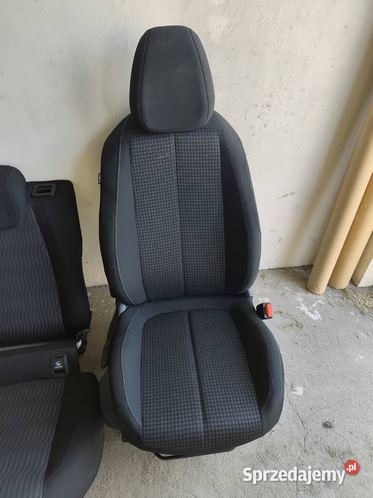 Siedzenia komplet boczki Peugeot 308 2019 Turek