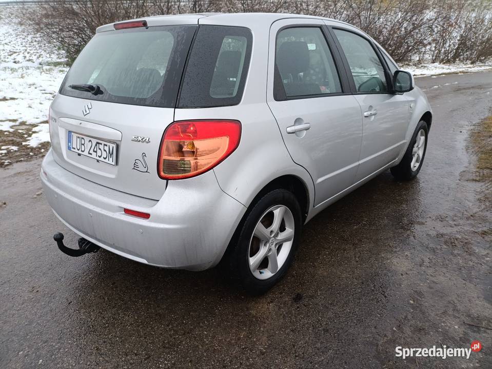 Suzuki SX4 16 benzyna nieuszkodzony