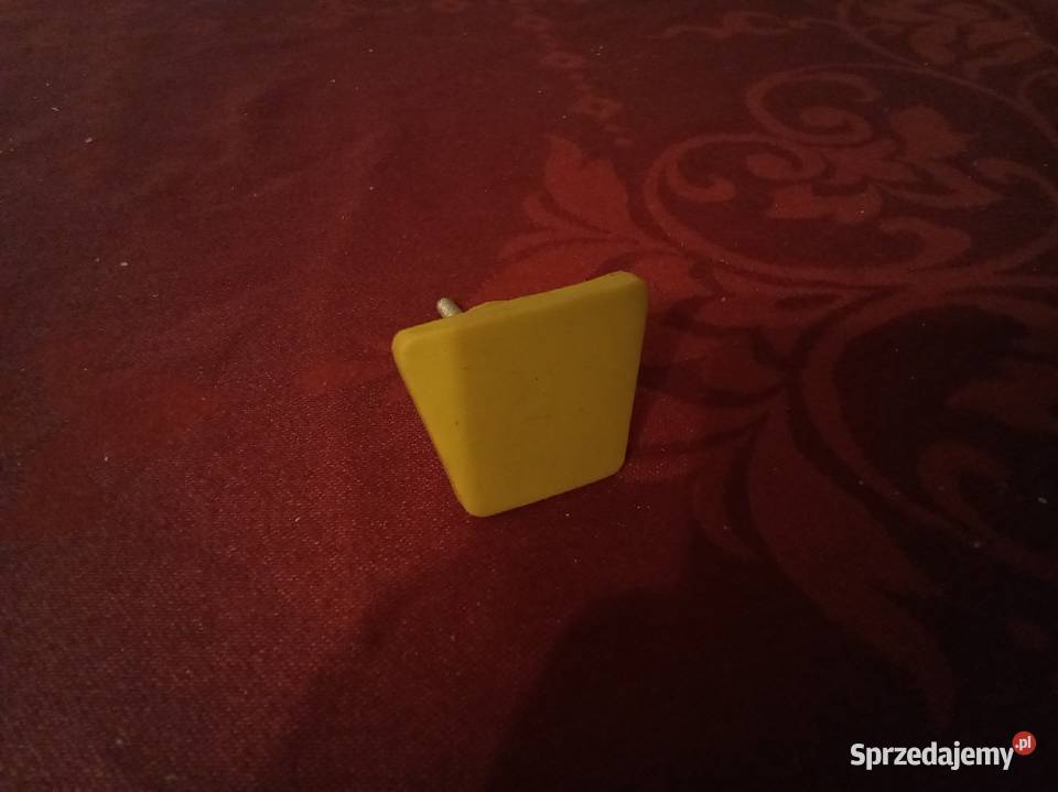 Drewniana żółta gałka do szafki PRL mazowieckie Warszawa