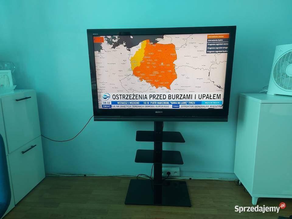 Telewizor Sony Bravia 46 cali wraz ze stojakiem