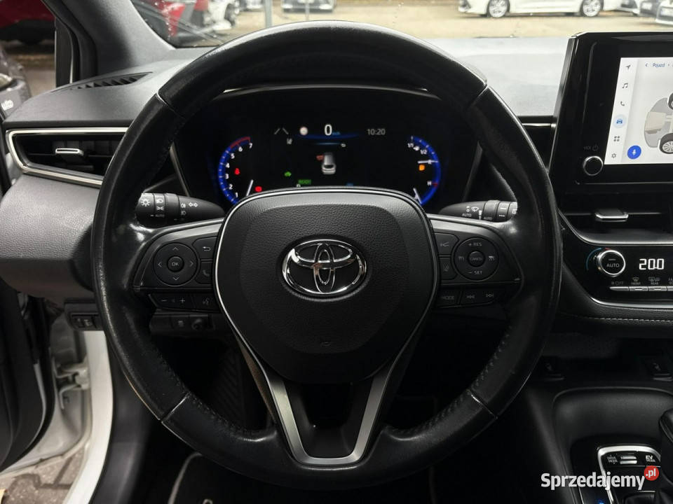 Toyota Corolla 18 Hybrid 122 COMFORT TECH salon Zarejestrowany w Polsce
