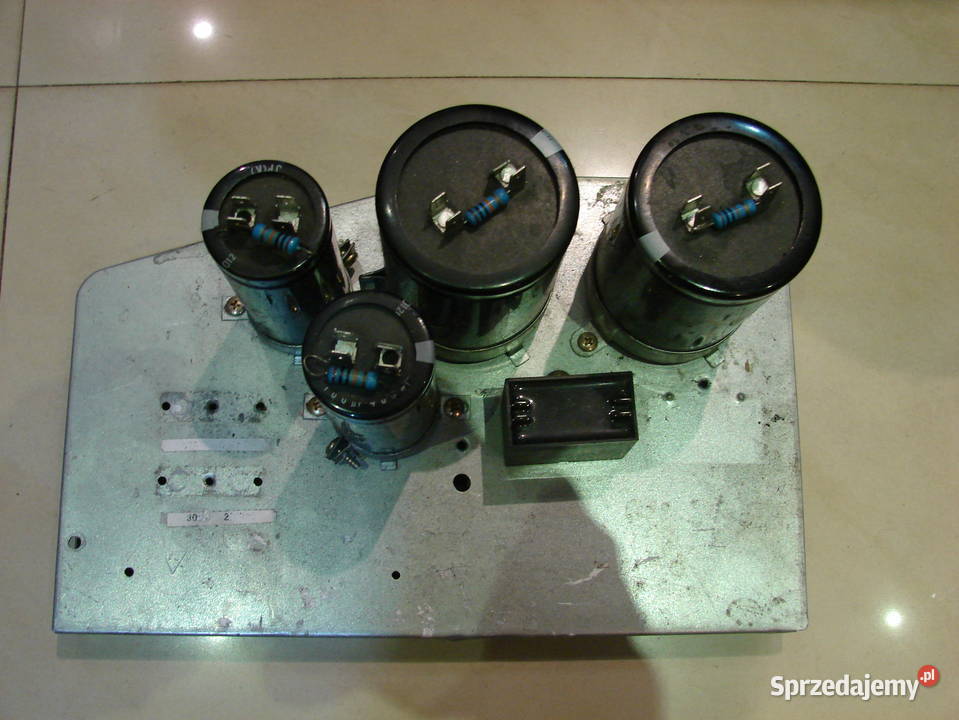 Kondensator elektrolityczny 2500uF 400V DC 100uF Części i akcesoria Starogard Gdański