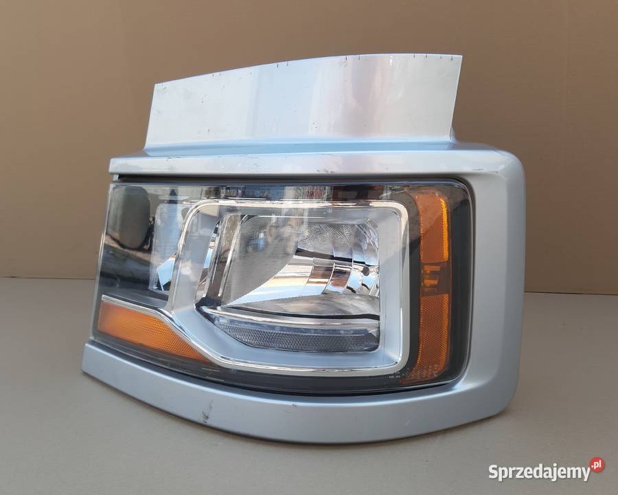 SCANIA R S OKULAR REFLEKTOR LEWY LAMPA LEWA Trzciel