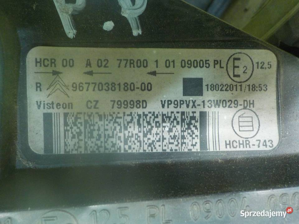 CITROEN DS3 16 VTI 11r HB 3D lampa prawa przod Suków