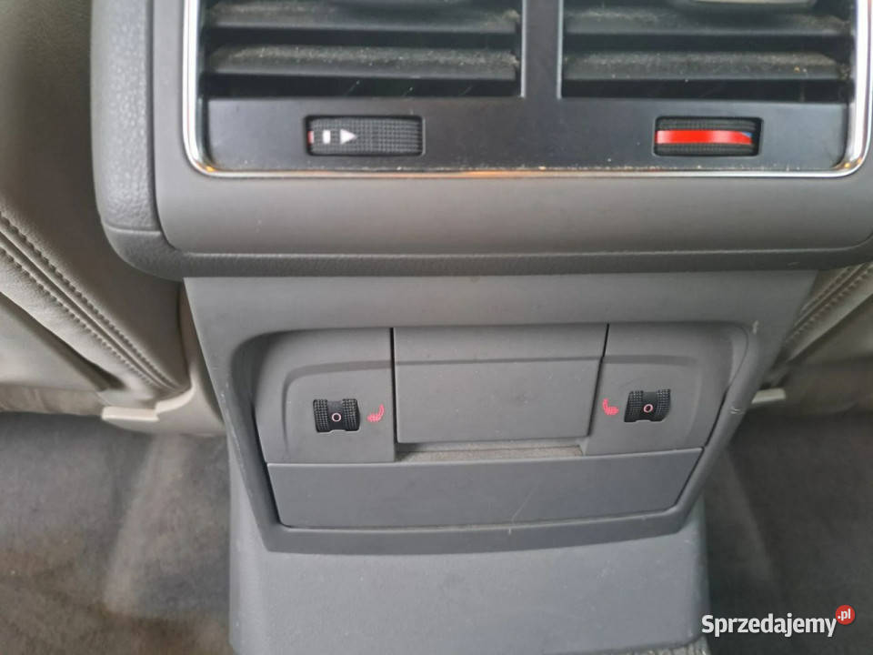 Audi Q5 udokumentowany przebieg serwisowana mazowieckie Zwoleń