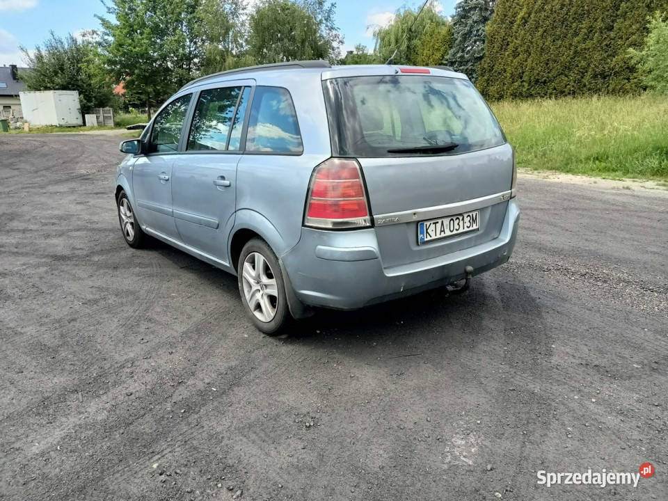 Opel Zafira Opel Zafira 19CDTI 120 05r 7os B Tarnów sprzedam