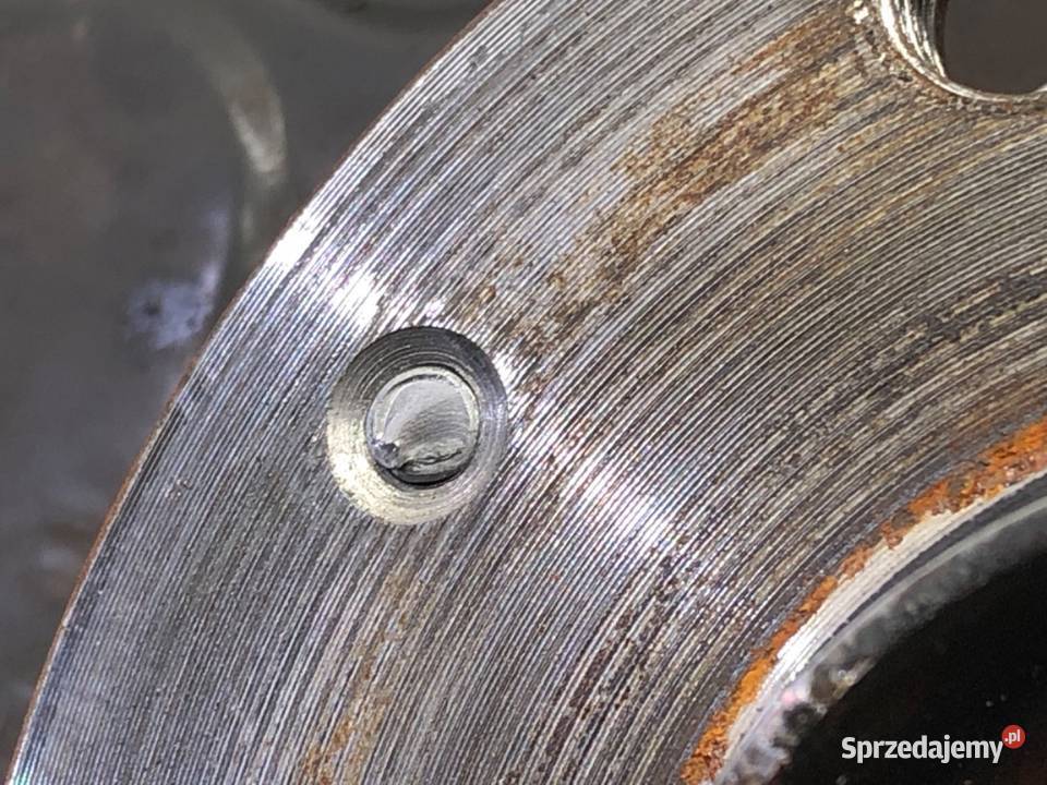 ZWROTNICA PRAWY PRZÓD VW JETTA IV 12 105