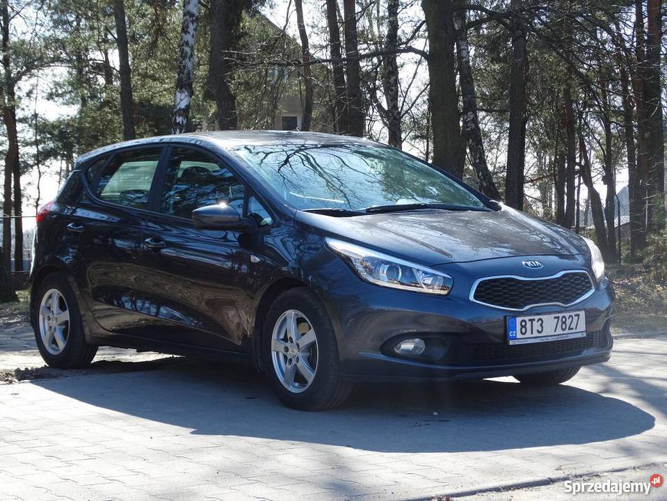 Sprzedam Kia Ceed 2012 1400cm3 sprzedam