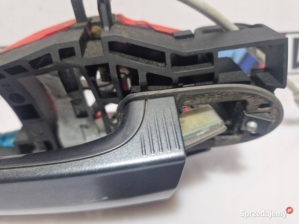 BMW 3 F30 F31 KLAMKA LEWA PRZÓD KEYLESS B39 Klamki