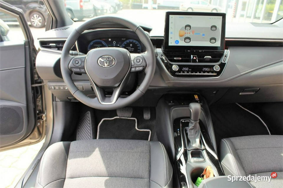 Toyota Corolla Hybryda 140 18 Style Kamera zachodniopomorskie Szczecinek