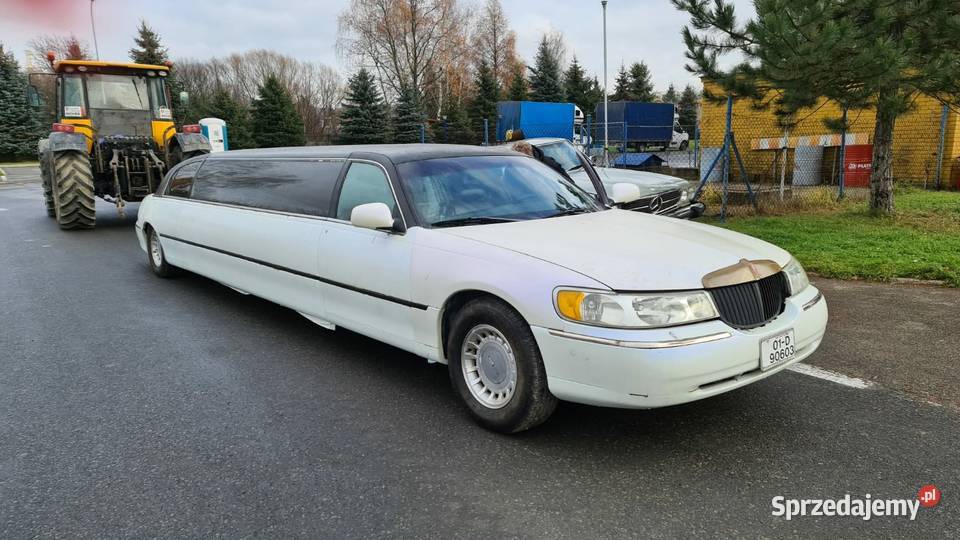 Lincoln Town limuzyna 4000cm3 Jedlicze