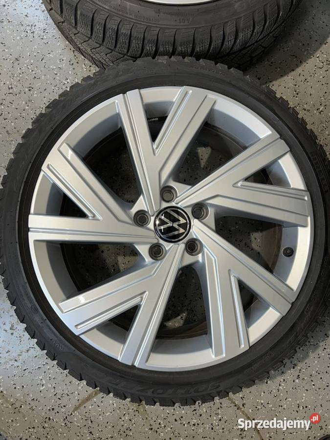 Oryginalne KOŁA FELGI 18 VW GOLF 8 GTI 7 6 5 Wrocław