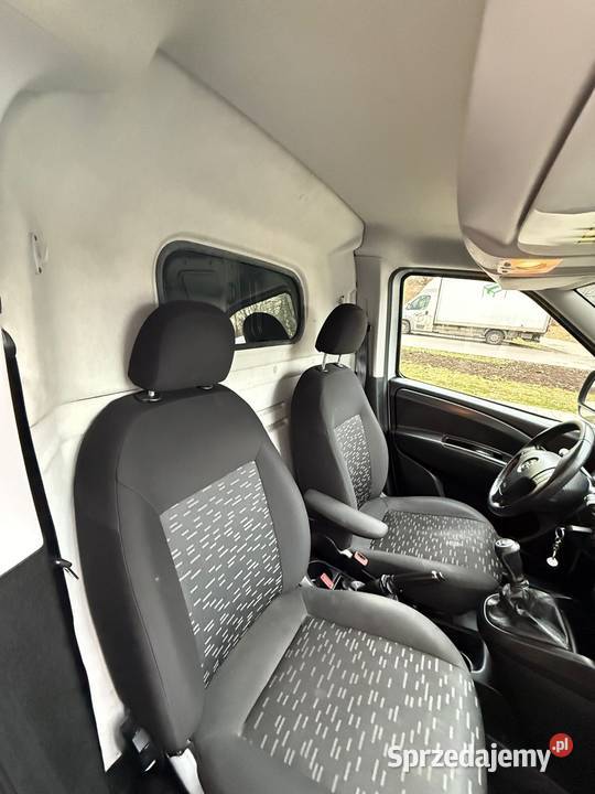 Opel Combo 13 CDTI autoalarm Lublin