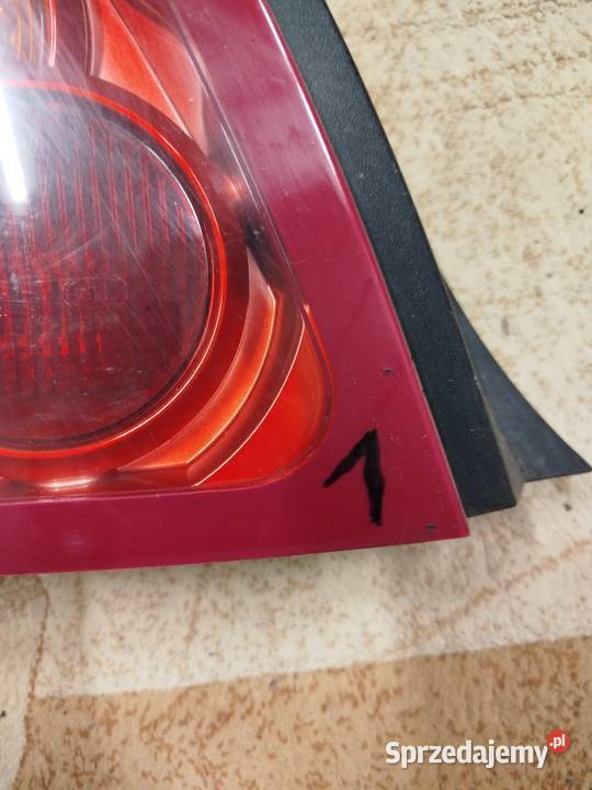 Lampa lewa tył Nissan Almera n16 lift hb