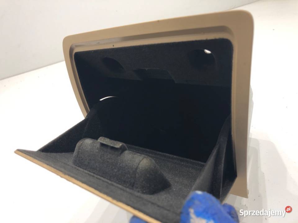 SCHOWEK BMW E61 SedanLimuzyna 0410 PÓŁKA WNĘKA