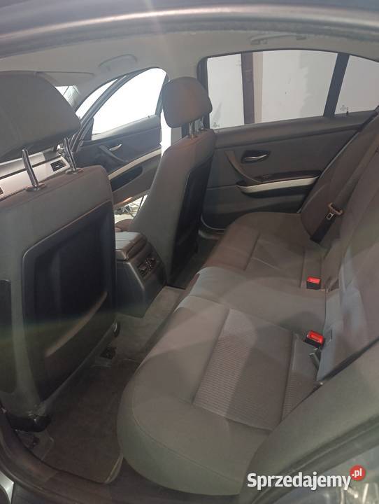 BMW E90 lift 2010 manualna Pawłów