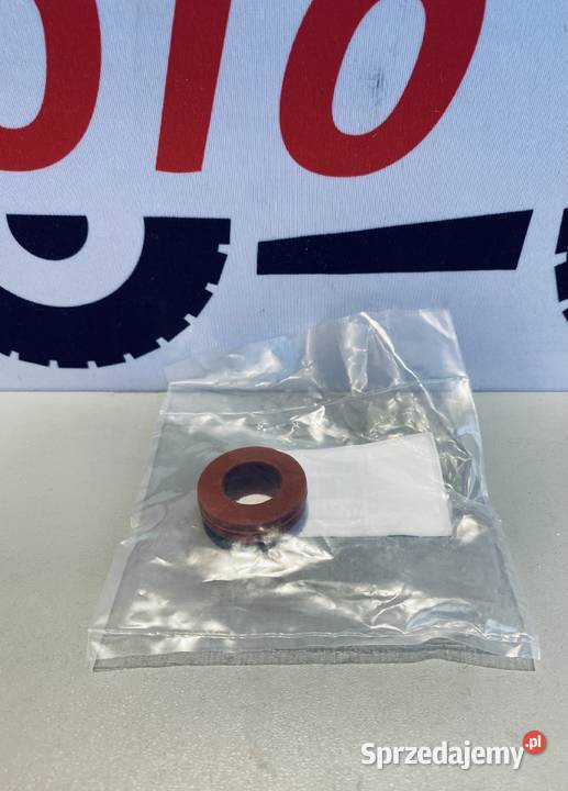 Pierścień uszczelniający pokrywy zaworów MF Białystok sprzedam
